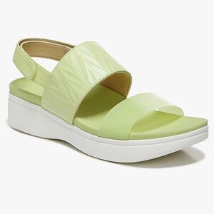 NWT Vionic Women's Sunrise Karleen Backstrap Platform Sandal size 10